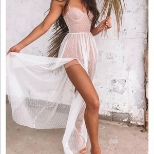 White fox boutique Totally Banging’ Maxi Dress